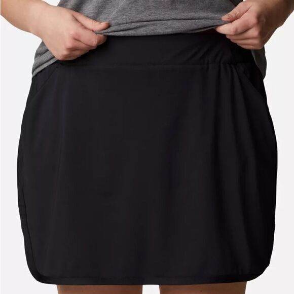 Columbia Women's Plus Size Sandy Creek Stretch Skort Black short - Picture 5 of 15
